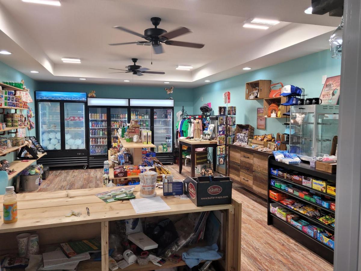 Al'S Hideaway Cabin And Rv Space, Llc Pipe Creek 외부 사진